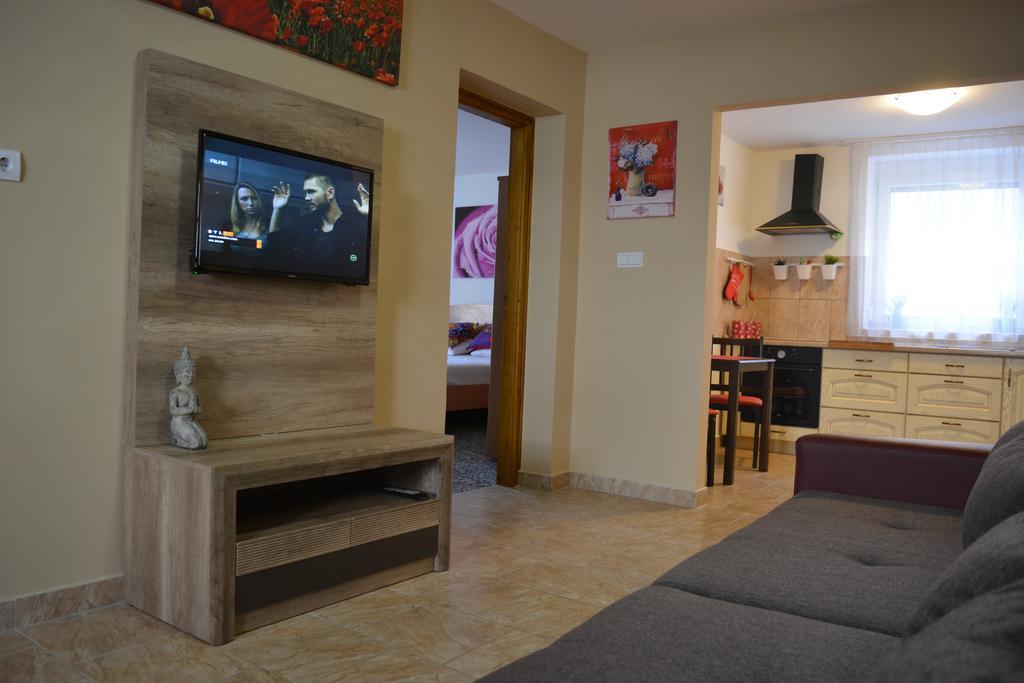 Salve Apartment Хевиз Экстерьер фото