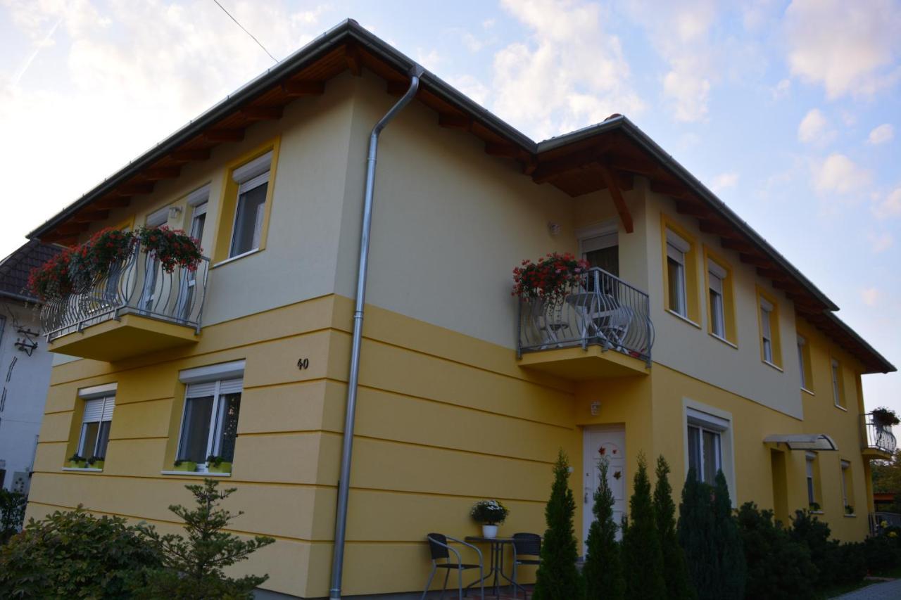 Salve Apartment Хевиз Экстерьер фото